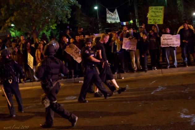Occupy Albuquerque Oct 25 Marti Reed photo police with street crowd 03