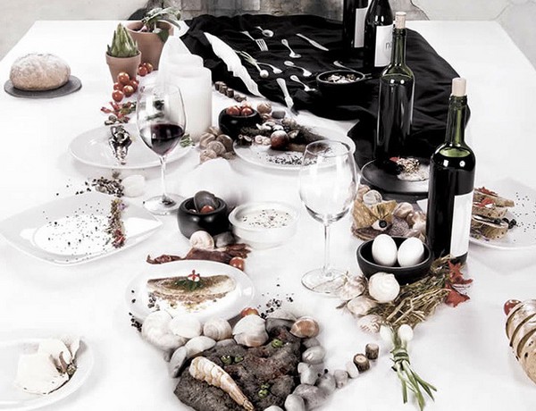 double-image-illusion-mans-face-made-from-dinner-items