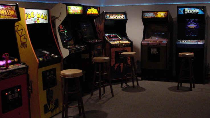 80s video games area