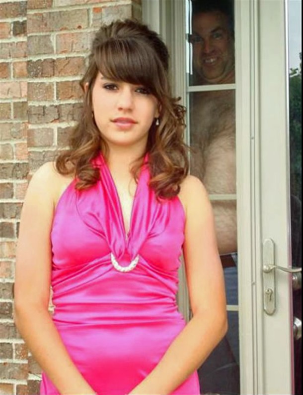 creepy dad photobomb