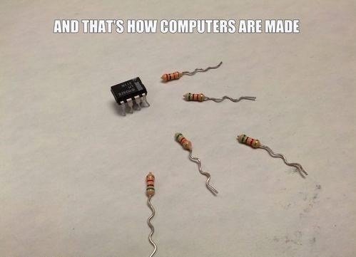 funny-pictures-computer-geek-auto-842059