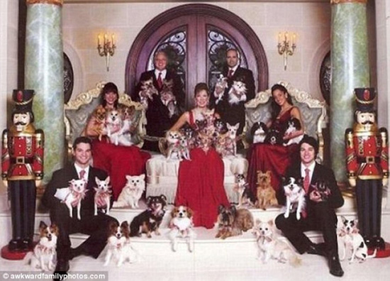 weird christmas family photos