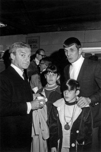 Leonard-Nimoy-meme-13