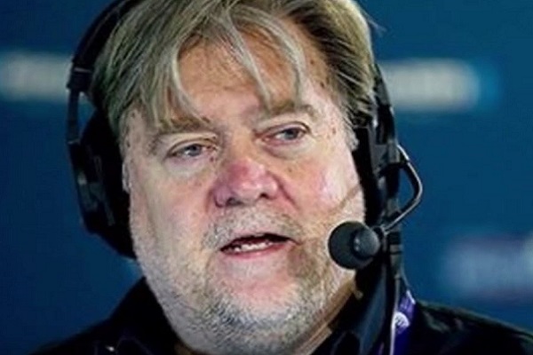 Steve Bannon totally looks&nbsp;like…..